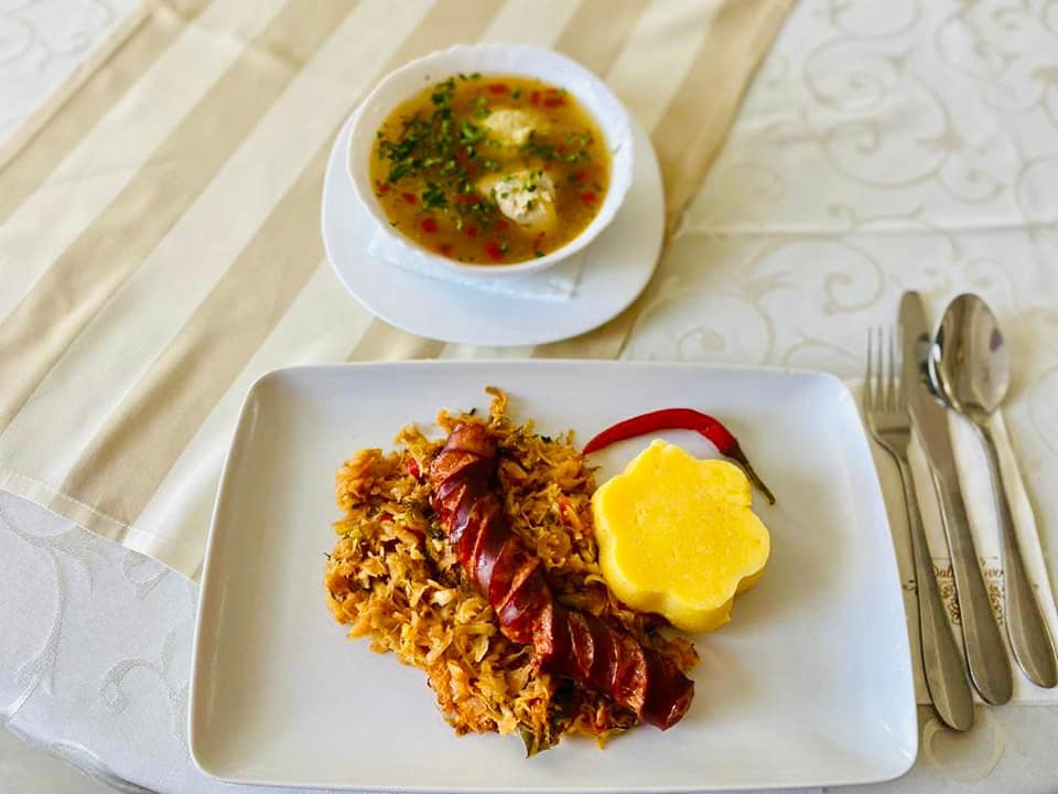 Ciorbă tradițională de casă