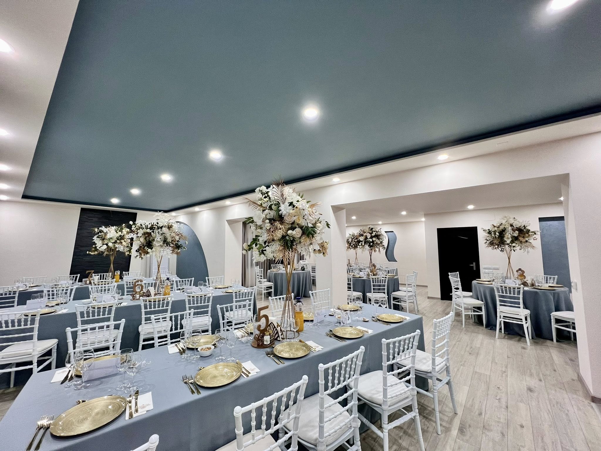 Aranjamente mese eveniment premium — Dalia Events by Forest